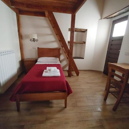 Borgo Sciugolo Bed & Breakfast Baselice Ngoại thất bức ảnh